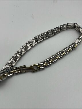 NAPIER 7 1/2" SILVER And Gold Tone BRACELET
